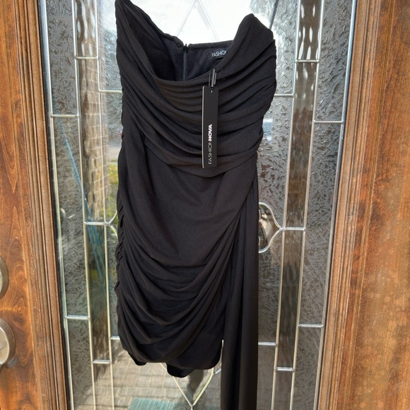 Fashion Nova Black Strapless Dress - Picture 7 of 10